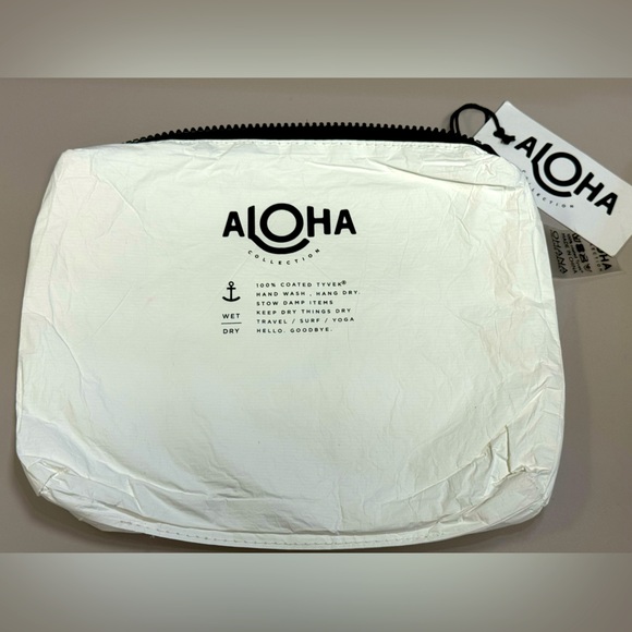 Aloha Collection Small Pouch - Picture 4 of 13